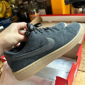 Nike Charcoal Sneakers with Beige Sole